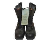 USGI MILITARY MICKEY MOUSE BOOTS WITH VALVE 7R